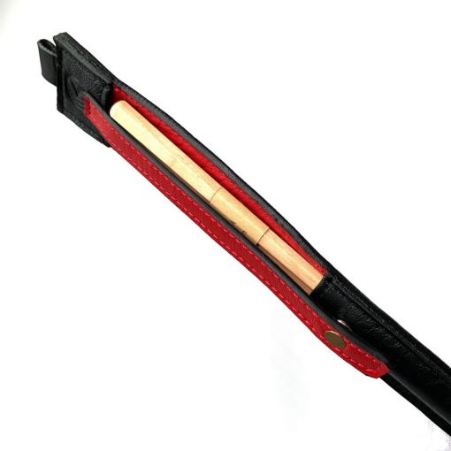 レザレクションの鹿革箸ケース-黒紅の側面