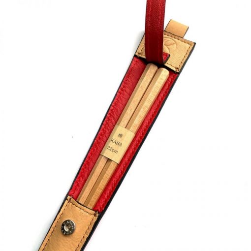 レザレクションの鹿革箸ケース-ベージュ×紅の箸