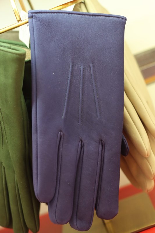 鹿革 ヌバック 手袋 紫