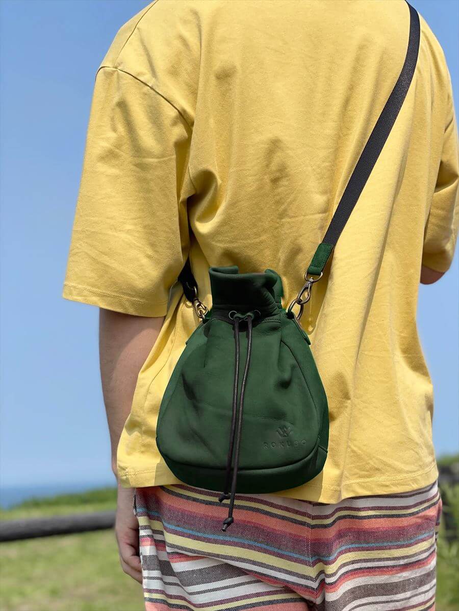 鹿革巾着ミニショルダーバッグーグリーン