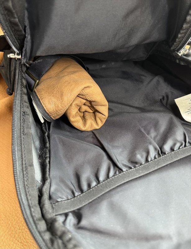 天然エゾ鹿革のショルダーバッグ