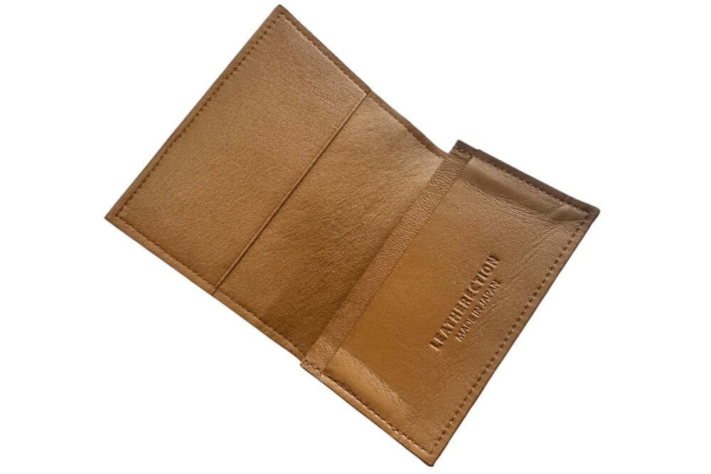 レザレクションの鹿革名刺入れ | 天然エゾ鹿革のレザレクション公式通販 | LEATHERECTION レザレクションの鹿革名刺入れ